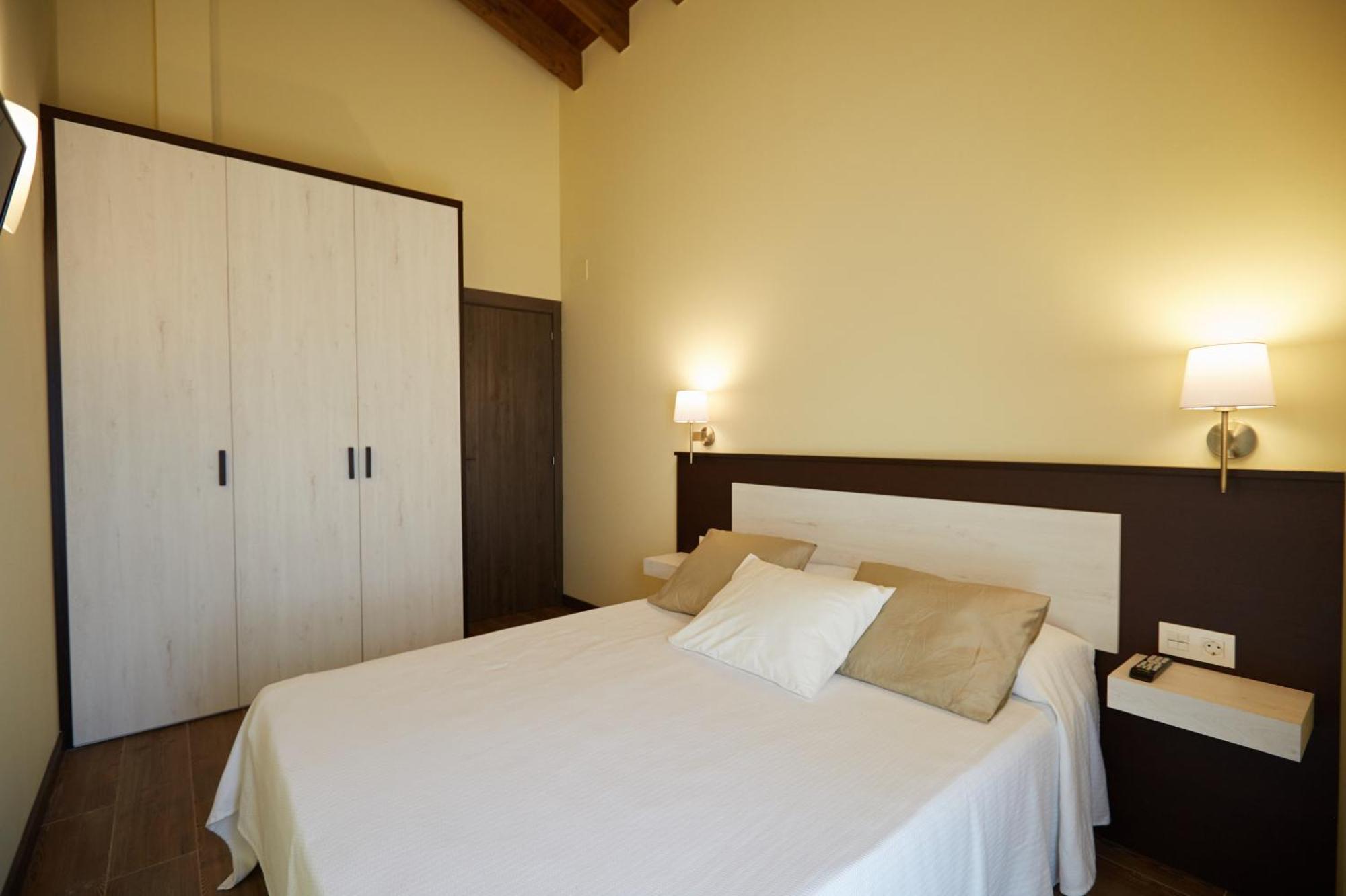 Apartamentos Rurales Casa La Piedra Collía Exterior foto